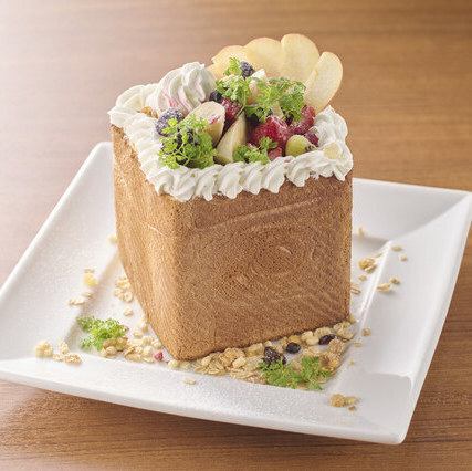 食パン一斤パフェ