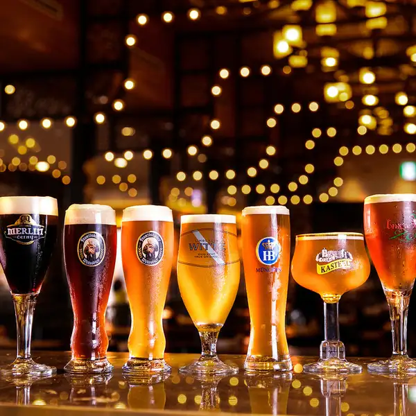 世界を旅するビール体験!樽生20種・ボトル100種の品揃え♪