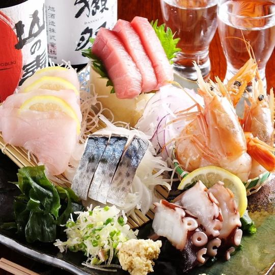 生魚片主菜≪共6道菜≫4,000日圓（含稅）
