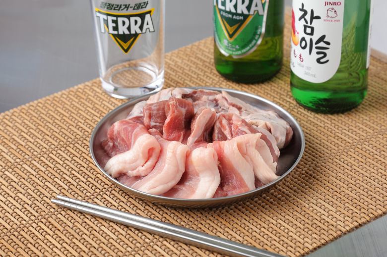 ☆豚のカシラ・ハラミ・肩肉 盛合せ