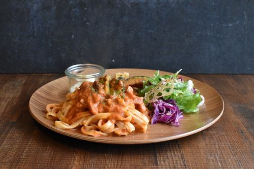 トマトクリームパスタ