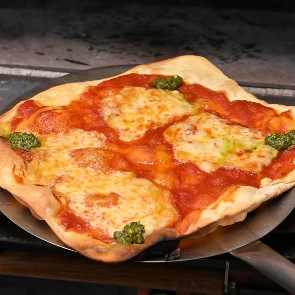 Crispy pizza made with handmade dough