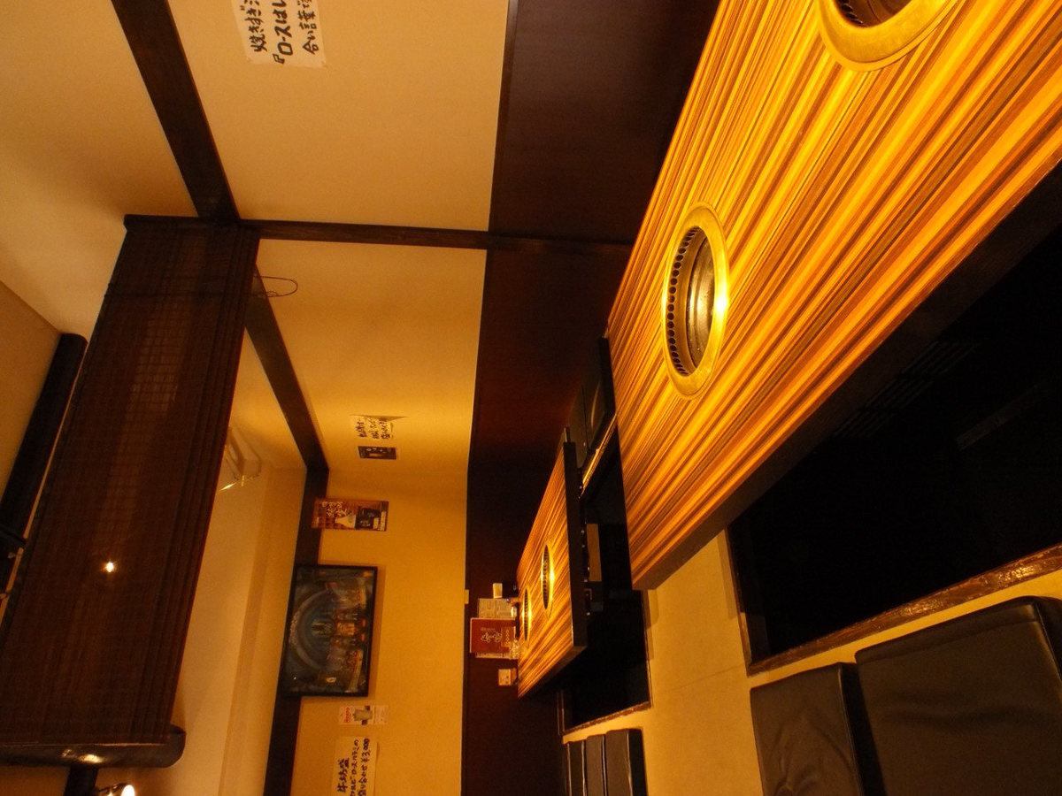 落ち着いた個室は最大16名様までの利用が可能です！