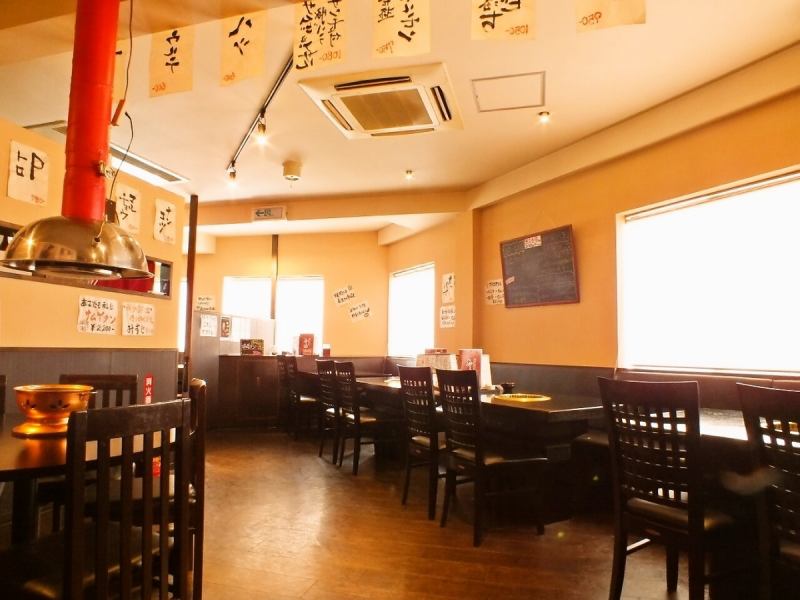 4人家族でもゆたっり広々としたテーブル席がいっぱい♪掘りごたつもあります！