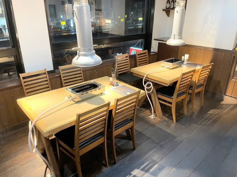 お洒落で大人な雰囲気で、落ち着きのある空間となっております。貸切も対応しておりますのでお気軽にお問合せください◎