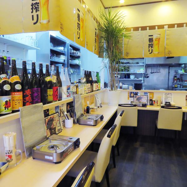 [Cozy counter seats] We have counter seats that couples and singles can use casually.This is a special seat where you can see the kitchen right in front of you and enjoy the feeling of being there!