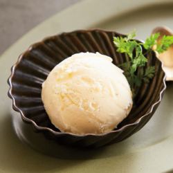 Vanilla Icecream