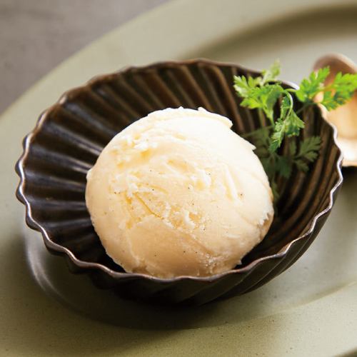 Vanilla Icecream