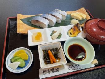 "Mackerel Sushi Set" - Fish caught at Choshi Port