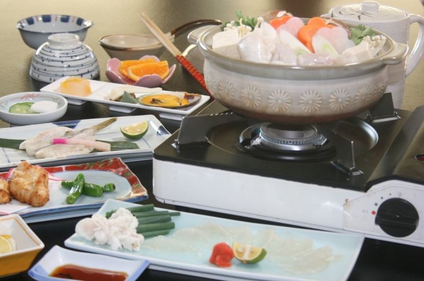 ふぐのシーズン到来！海辺里のふぐ料理！