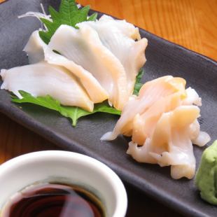 Plum shell sashimi
