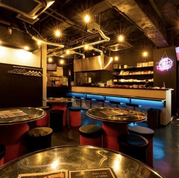 お洒落な空間でで、記念日やサプライズのお手伝いを致します！