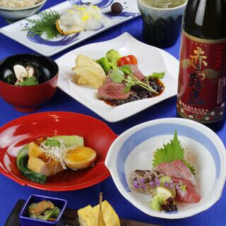 KAMANO 회석【제철 식재료를 사용한 회석 코스】110분 음료 무제한 7500엔(부가세 포함)