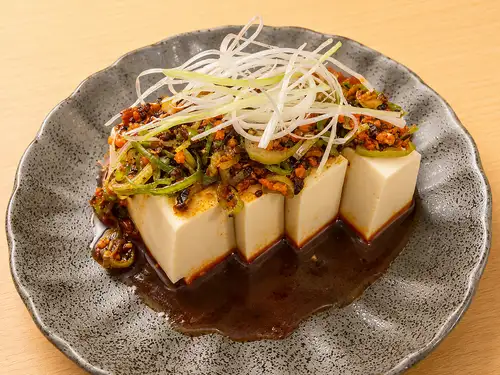 Deliciously spicy and crunchy chilled tofu
