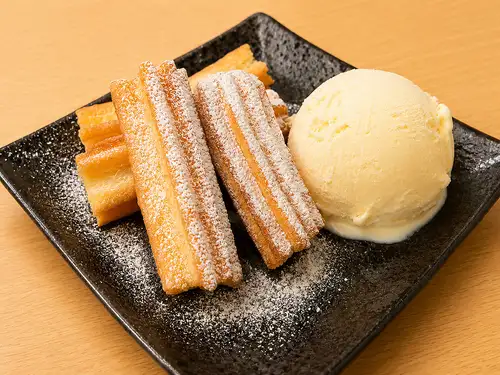 Churros with ice cream