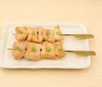 Chicken breast with wasabi skewers (2 skewers)