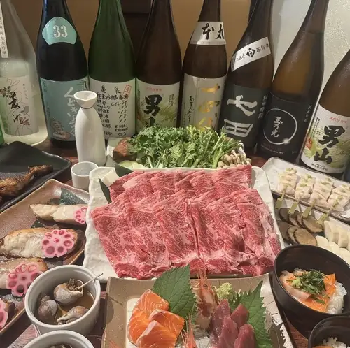 Special course featuring Furano Wagyu beef sukiyaki and Shinko-yaki (grilled young sardines).