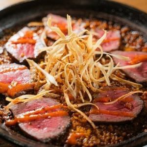 黒毛和牛とカリカリごぼうのパエリア