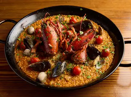 【Especial Xmas】特別な夜に日本のエッセンスを含んだスペイン料理を是非ご賞味下さい。