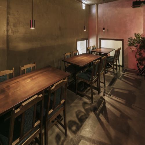 A table seat with an antique atmosphere, perfect for a girls' night out or an adult dinner party (Tennoji/Italian/Dining Bar/Stylish/Abeno/Lunch/Acai Bowl/Pasta/Wine)