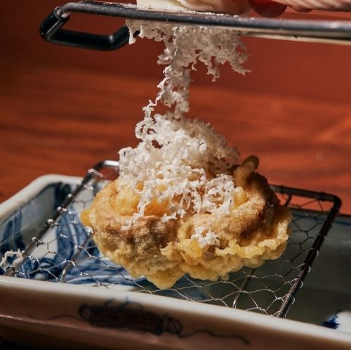 銀座の超一流天ぷら店と同じ「太白胡麻油」で揚げちゃいます