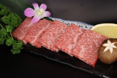 特选黑毛和牛排