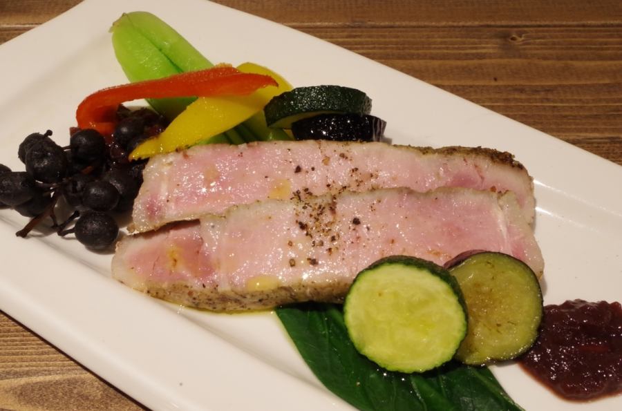 Grilled Thick-sliced Pork Loin~Baked Grape and Fig Sauce