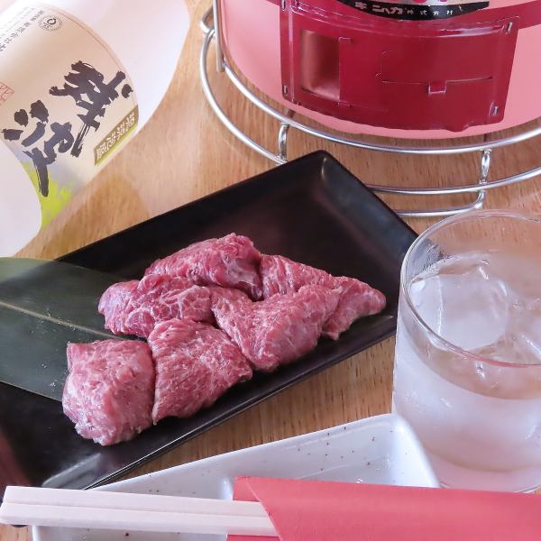 【Harami】嚴選和牛牛裙牛排，搭配本店特製醬汁調味！