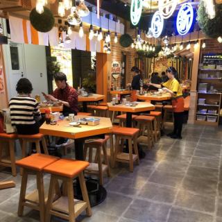 テーブルでゆったり席★