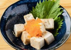 漬けクリームチーズとび子のせ