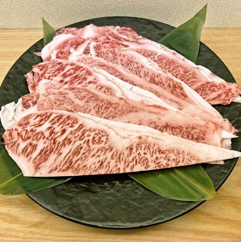寿喜烧和To锅搭配富山牌牛肉的豪华套餐...