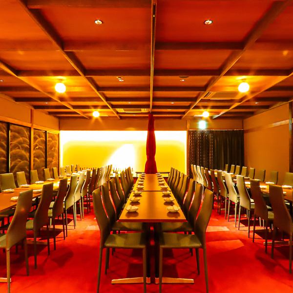 We can accommodate banquets for up to 100 people! Tables and private rooms that can accommodate 2 to 32 people can be used for various occasions depending on the number of people! Best of all, all seats are in private rooms, so you can have a company party or after work. The secret to the popularity of "light" is that it can be used in many situations such as drinking parties, girls' nights out, birthdays, and anniversaries!