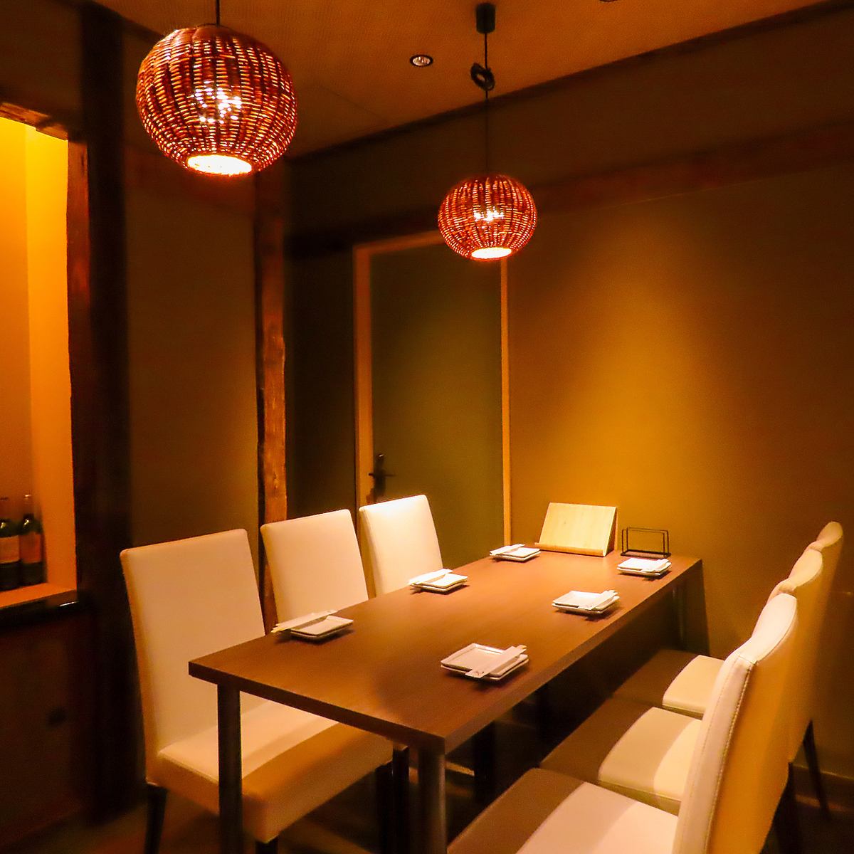 使用大量色彩缤纷的时令食材的创意餐厅“Hikari”！