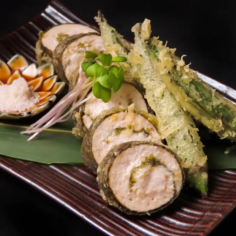 海苔巻き阿波尾鶏の天麩羅