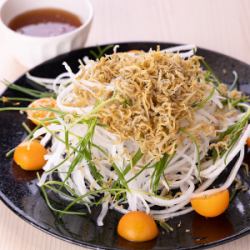 Crispy whitebait and radish salad