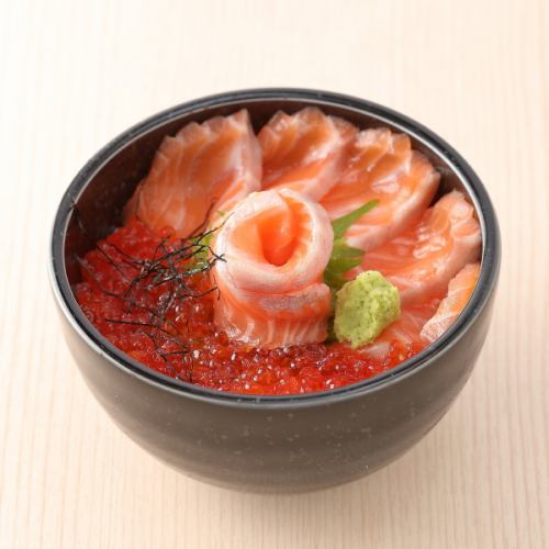 Salmon salmon roe oyakodon