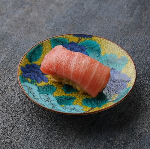 Bluefin tuna medium fatty tuna