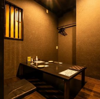 【本館/全席喫煙可能】喫煙可能席は、予約必須。お気軽にお問い合わせください。