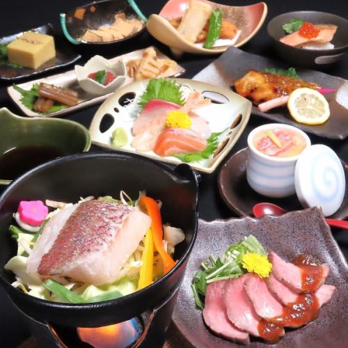 視覚でも味覚でも楽しめる創作料理の数々。