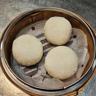 Coconut dumplings [3 pieces]