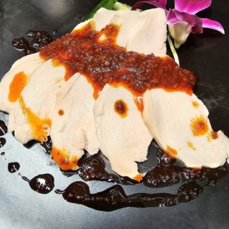 Spicy Sakurahime chicken tataki with Sichuan sauce