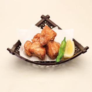 Deep-fried black-skinned swordfish with potato, butter and soy sauce