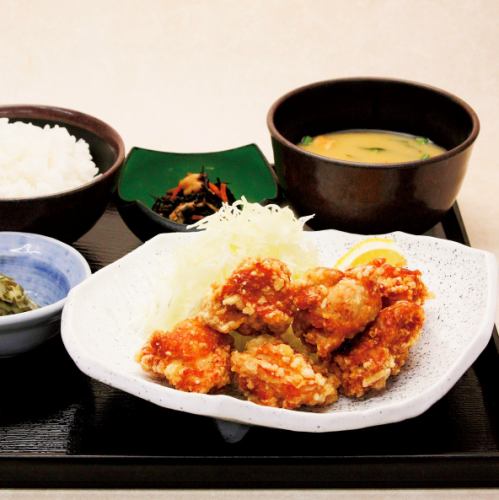 本日の焼魚定食/本日の煮魚定食　各