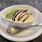 バニラアイスチョコソースかけ