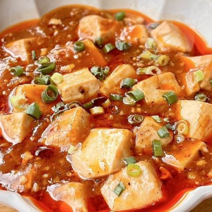 四川ホットコース120分飲み放題付きコース麻辣湯餃子、スパイシー唐揚げ、麻婆豆腐 7品