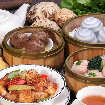 【含120分鐘暢飲】辣醬蝦仁炒蛋配點心！港式活力套餐，共8道菜，5,980日圓（含稅）