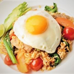 豚肉炒飯