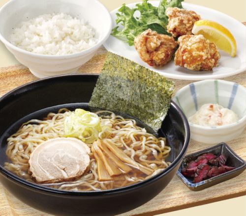ラーメンから揚げ定食