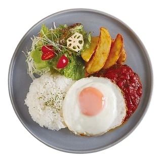 目玉焼き＆ハンバーグプレート