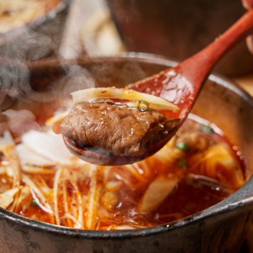 「飲み放題付きコース」を ご利用の方は、ドリンク、料理、食材などの持ち込み自由です◎